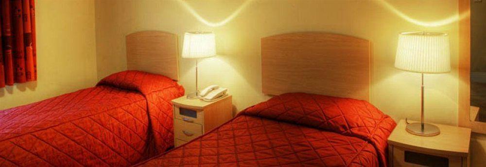 Breaffy Woods Hotel 캐슬바 외부 사진