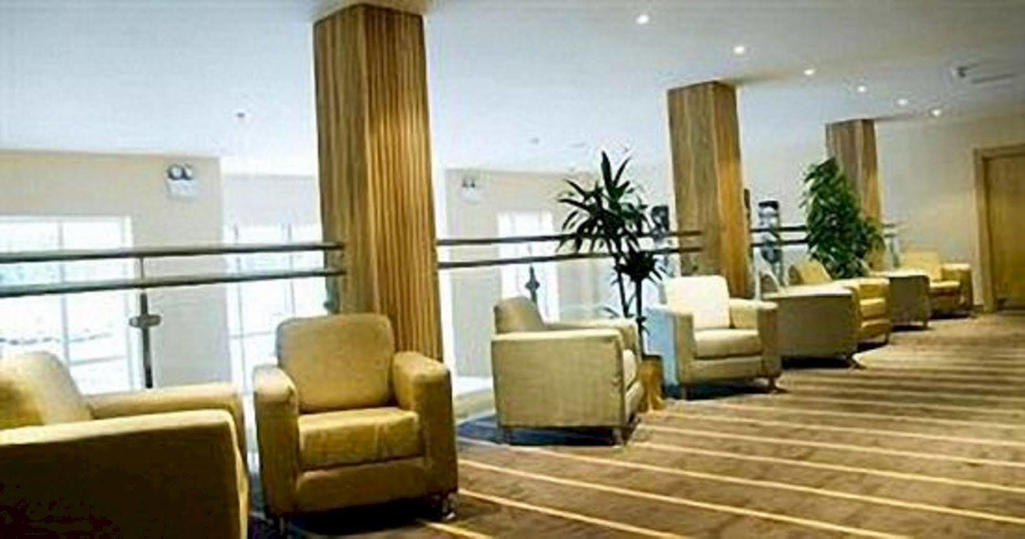 Breaffy Woods Hotel 캐슬바 외부 사진